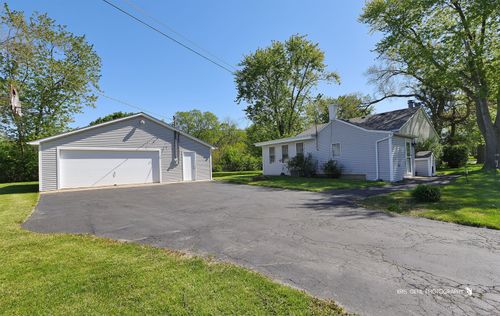38690 N Green Bay Rd, Beach Park, IL, 60087-1965 | Card Image