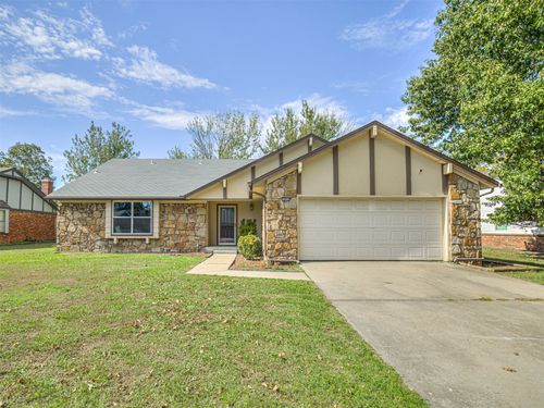 3866 S 98th East Ave, Tulsa, OK, 74146-2423 | Card Image
