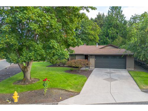 3710 Se Brendon Ct, Milwaukie, OR, 97267 | Card Image