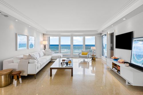 401-2780 S Ocean Blvd, Palm Beach, FL, 33480-5581 | Card Image