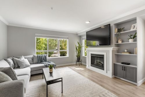 76-6747 203 St, Langley, BC, V2Y3B5 | Card Image