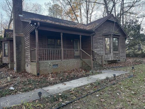 800 Stephanie Pl, Garner, NC, 27529-8971 | Card Image