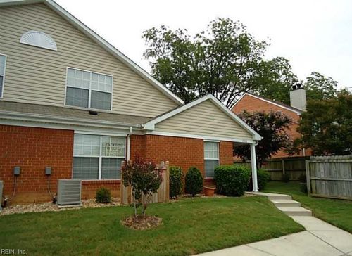 2302 Westgate Cir, Williamsburg, VA, 23185-2096 | Card Image