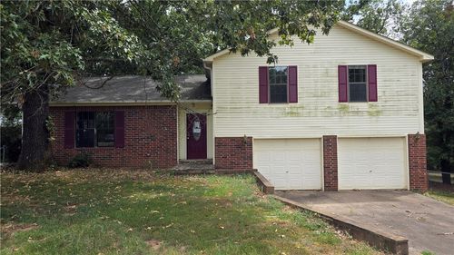 8 Mockingbird Ln, Clarksville, AR, 72830-9606 | Card Image