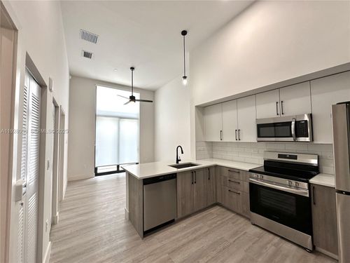 apt-110-18412 Homestead Ave, Miami, FL, 33157-6850 | Card Image