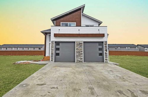 9513 114 Ave, Clairmont, AB, T8X0W7 | Card Image