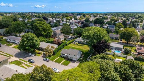 70 Fairmount St, New Bedford, MA, 02740 | Card Image