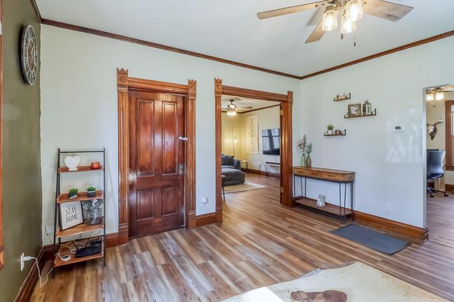 Familyroom1_0.jpg | Image 13