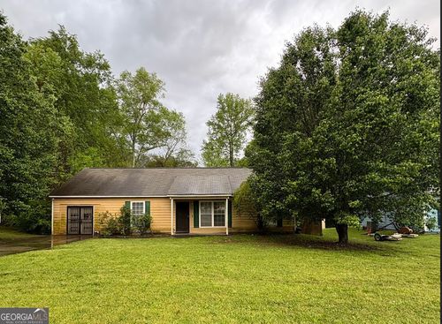3040 Garnet Way, College Park, GA, 30349-8439 | Card Image