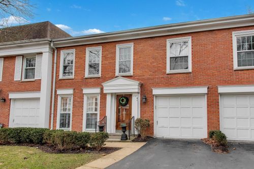 737 York Ct, Northbrook, IL, 60062-3954 | Card Image