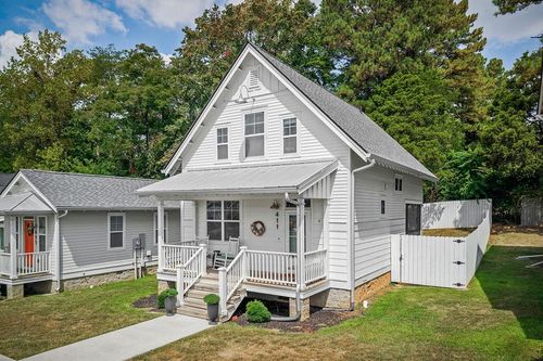 411 Juniper Dr, Cookeville, TN, 38501-1535 | Card Image