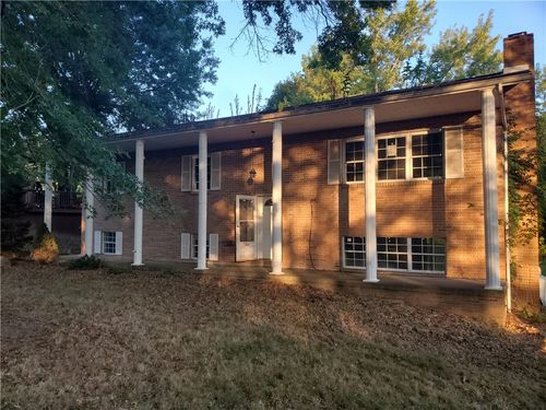 120 Colonial Dr, Waynesburg, PA, 15370-3406 | Card Image