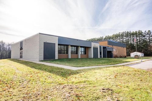 201 Hoehn Dr, LYNDON STATION, WI, 53944 | Card Image