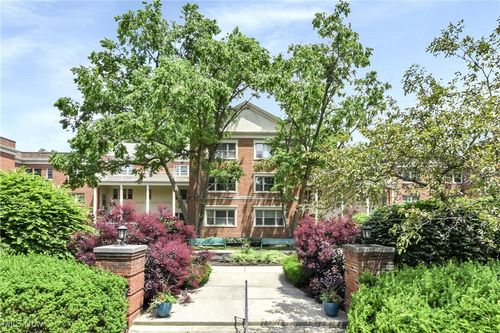 apt-101c-15875 Van Aken Blvd, Shaker Heights, OH, 44120-5381 | Card Image