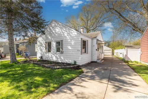 1550 Eggert Road, Amherst, NY, 14226 | Card Image