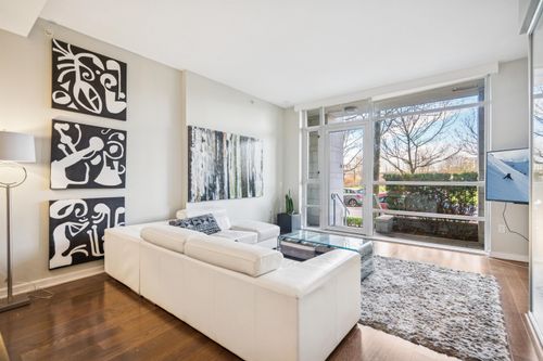 1618 Columbia St, Vancouver, BC, V5Y0B6 | Card Image