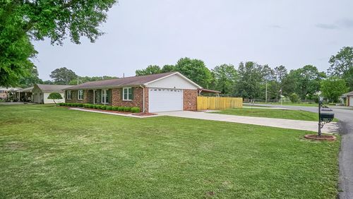 130 Bradley Dr, Russellville, AL, 35654 | Card Image