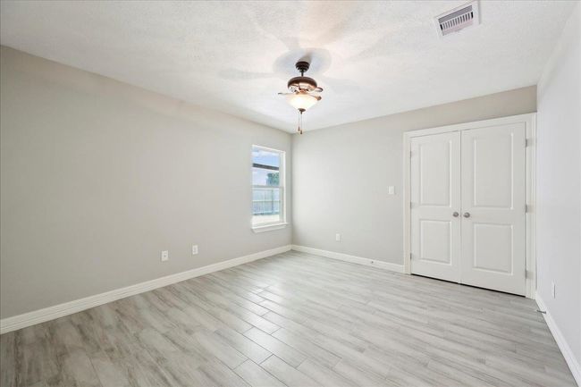 2505 Avenue F, House other with 5 bedrooms, 3 bathrooms and null parking in Nederland TX | Image 23