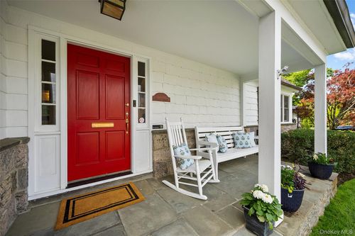 52 Midland Ave, Bronxville, NY, 10708-3224 | Card Image