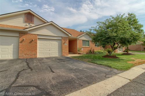 46158 Reedgrass Ln, Van Buren Township, MI, 48111-6411 | Card Image