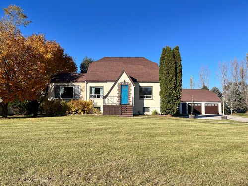 618 E 2nd St, Starbuck, MN, 56381-9551 | Card Image