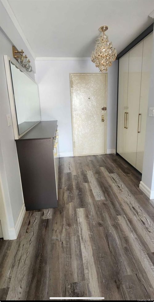 apt-6a-141 84th Rd, Jamaica, NY, 11435-1941 | Card Image