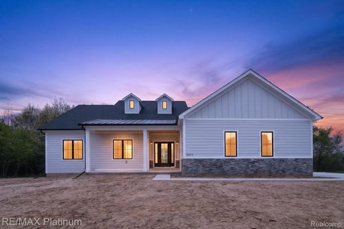 3073 Gecko Trl, Pinckney, MI, 48169-9658 | Card Image
