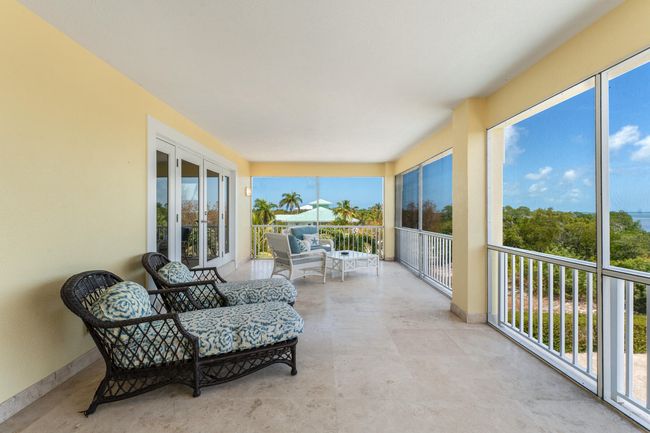 Master Room Outdoor Area | Image 40