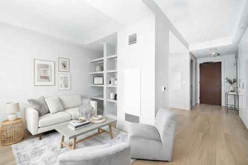 718-135 Seaport Blvd, Boston, MA, 02210 | Card Image