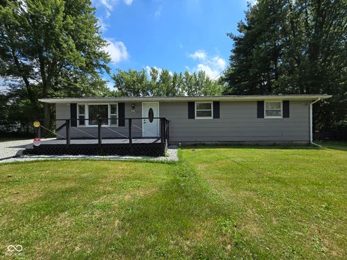 105 W Grant St, La Fontaine, IN, 46940-9250 | Card Image