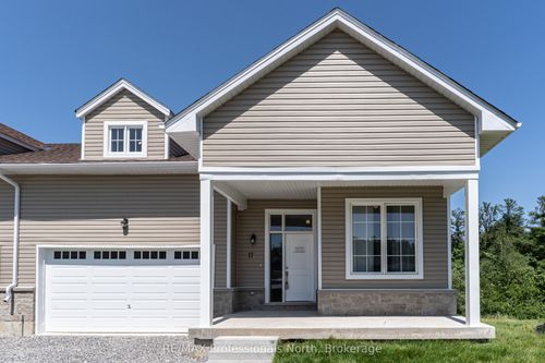 17 Turnberry Crt, Bracebridge, ON, P1L0N5 | Card Image