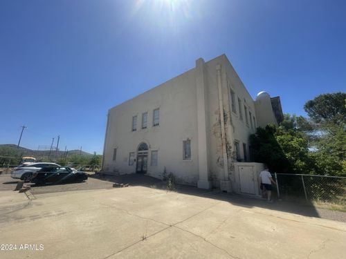 425 E North St, Globe, AZ, 85501-1016 | Card Image