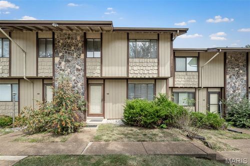 2804-2804 Savoy Dr, Lake St Louis, MO, 63367-1108 | Card Image