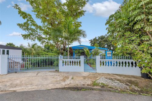110 Freire Calle Rubi, CIDRA, PR, 00739 | Card Image