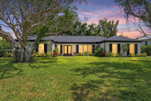 3931 W Riverside Dr, FORT MYERS, FL, 33901-8730 | Card Image