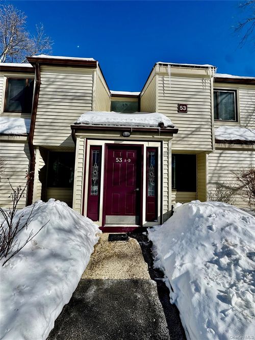 apt-b-53 Jefferson Oval, Yorktown Heights, NY, 10598-1304 | Card Image