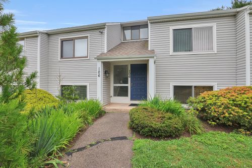 apt-d-106 Brookwood Dr, Rocky Hill, CT, 06067-2704 | Card Image