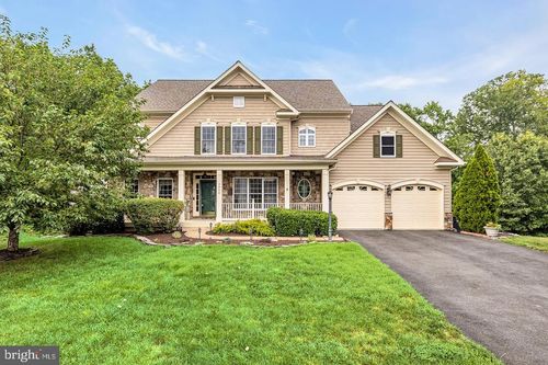 3232 Lost Pond Ct, TRIANGLE, VA, 22172-2093 | Card Image
