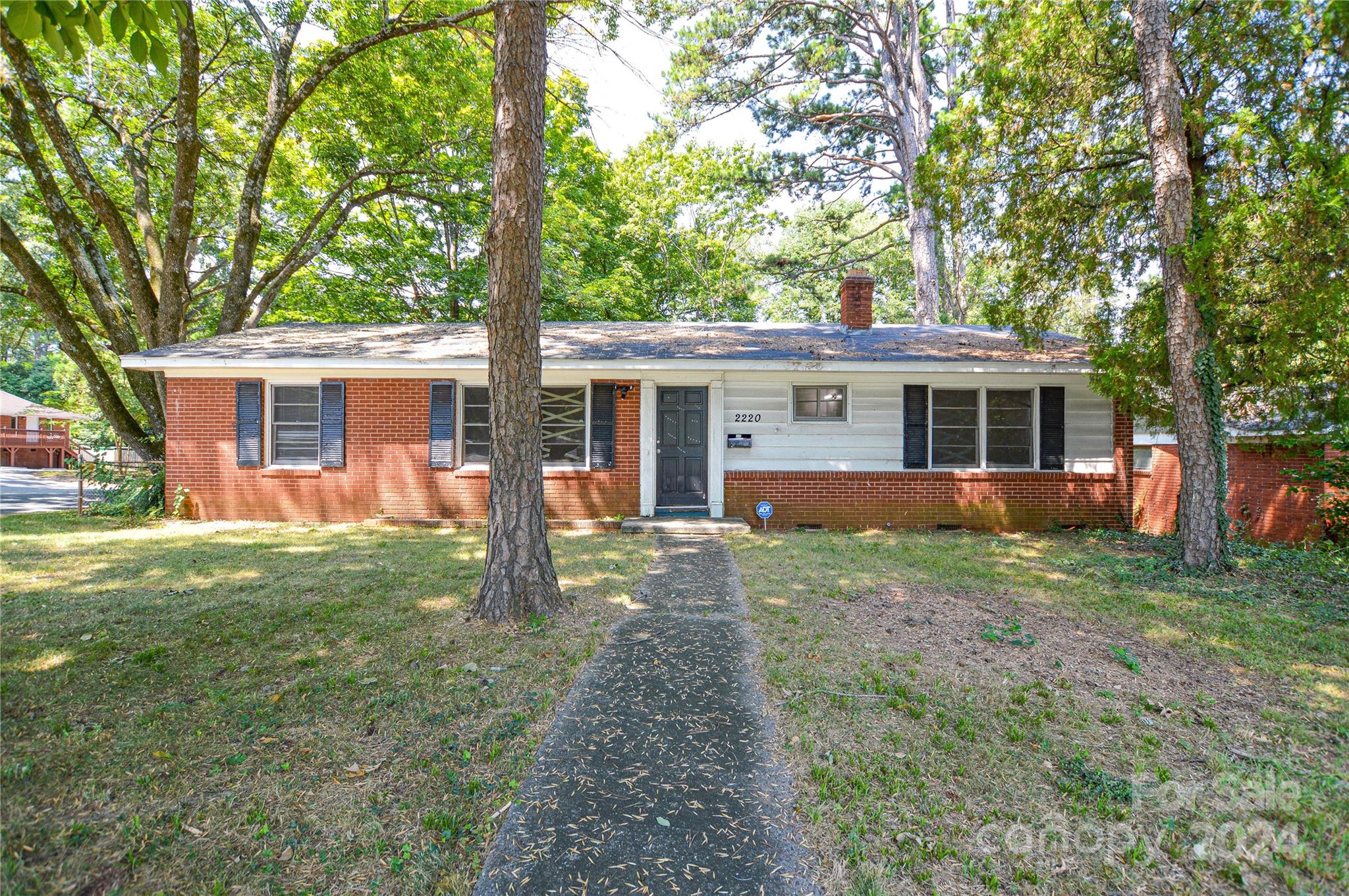 Eastway Dr, Charlotte, NC 28205