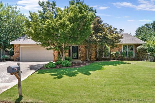 4224 E 84th St, Tulsa, OK, 74137-1819 | Card Image