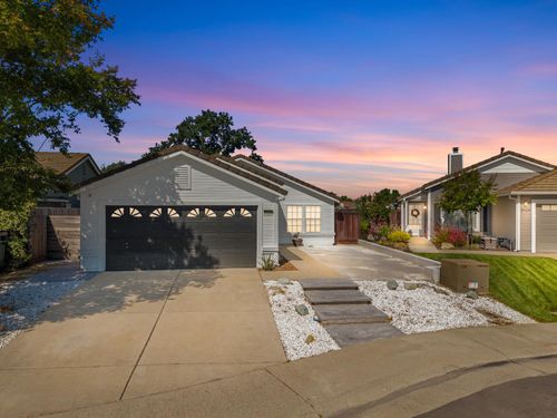 8438 Cold Water Court, Elk Grove, CA, 95624 | Card Image