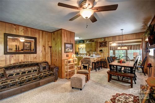 134 Raven Rdg, Maggie Valley, NC, 28751-8842 | Card Image