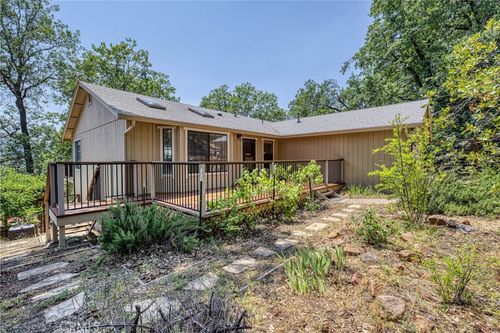 9591 Lassen Dr, Cobb, CA, 95426 | Card Image