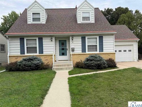 16 Bruce Ct, Mankato, MN, 56001-1722 | Card Image