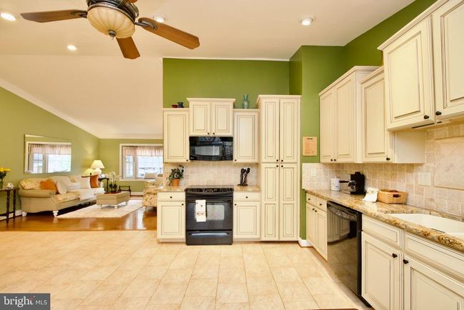 6690 Old Blacksmith Dr, House other with 5 bedrooms, 3 bathrooms and null parking in BURKE VA | Image 16