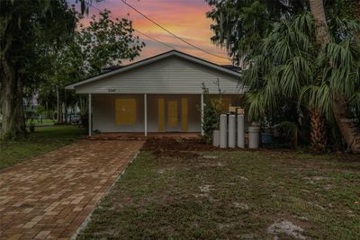 7247 Treasure Island Road, House other with 3 bedrooms, 2 bathrooms and null parking in Leesburg FL | Image 2