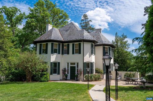 900 Rugby Rd, CHARLOTTESVILLE, VA, 22903-1606 | Card Image