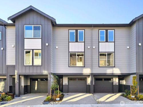 apt-a3-16111 36th Ave W, Lynnwood, WA, 98087-1555 | Card Image