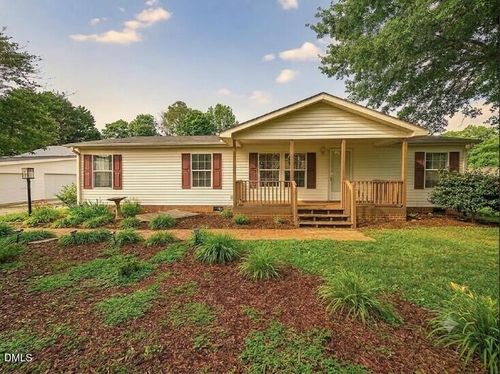 530 Avent Ferry Rd, Holly Springs, NC, 27540-8926 | Card Image