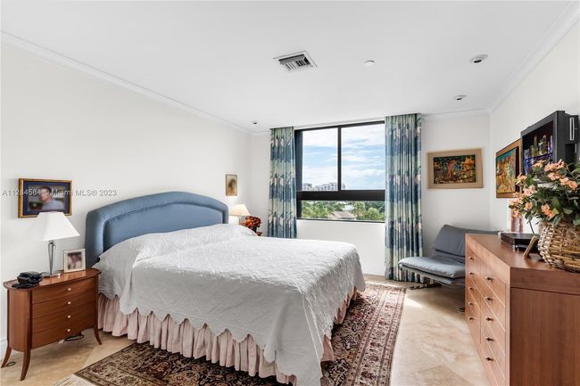 APT-543 - 151 Crandon Blvd, Condo with 3 bedrooms, 3 bathrooms and null parking in Key Biscayne FL | Image 39